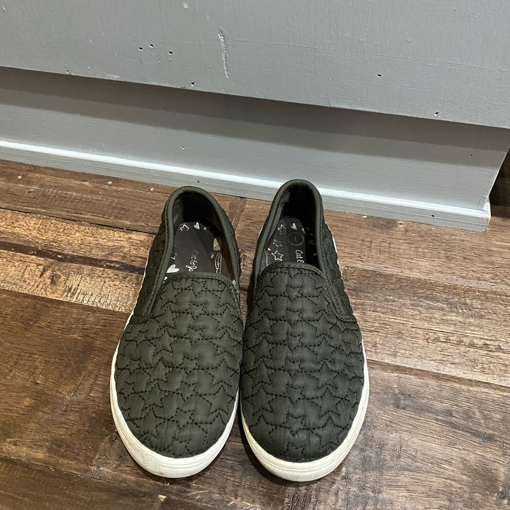 Girls Sneakers - Picture 2 of 3